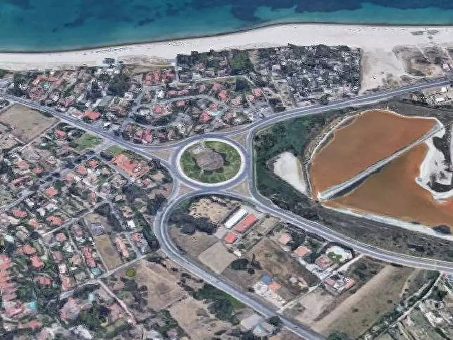 Immagine 11 di Villa in vendita  in via Levante a Quartu Sant'elena