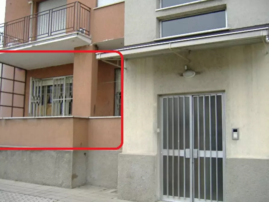 Immagine 3 di Appartamento in vendita  in Via Monte Nero a Gallarate