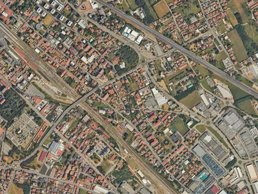 Immagine 20 di Appartamento in vendita  in Via Monte Nero a Gallarate