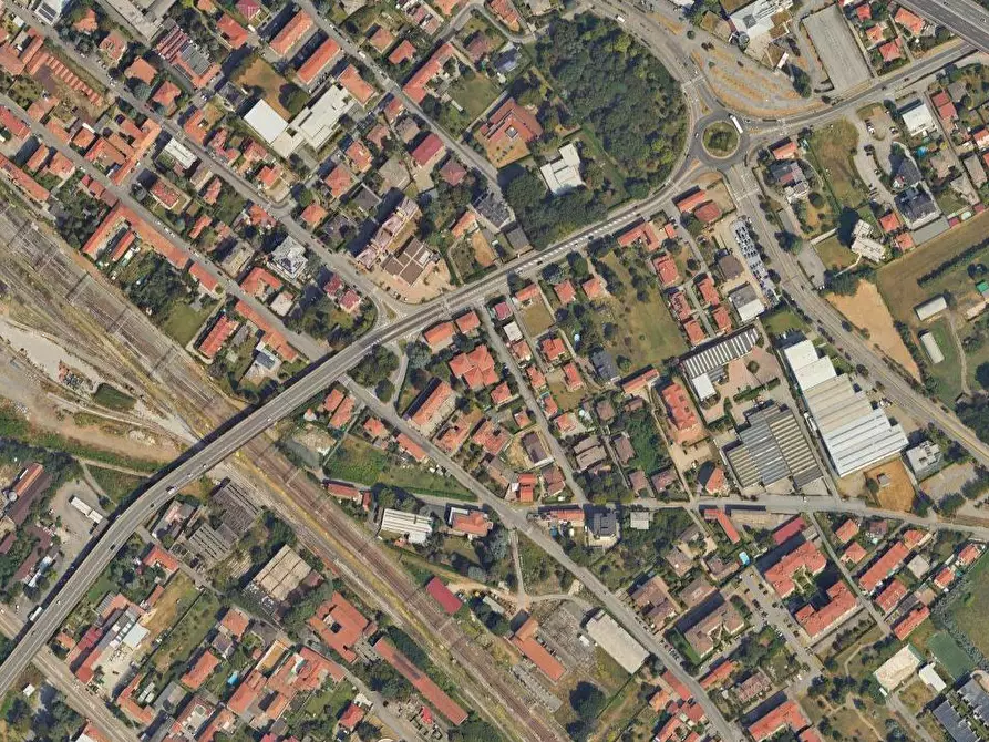 Immagine 21 di Appartamento in vendita  in Via Monte Nero a Gallarate
