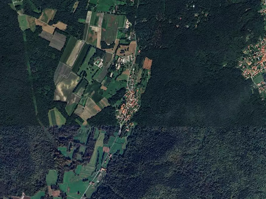 Immagine 12 di Appartamento in vendita  in Via Lentate a Sesto Calende