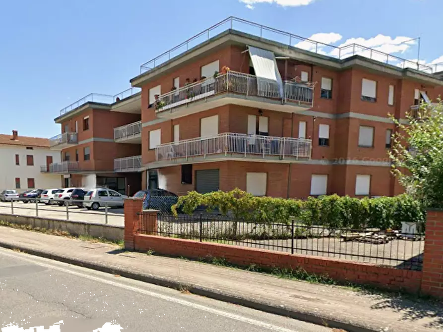 Immagine 11 di Negozio in vendita  in Via della Resistenza a Panicale