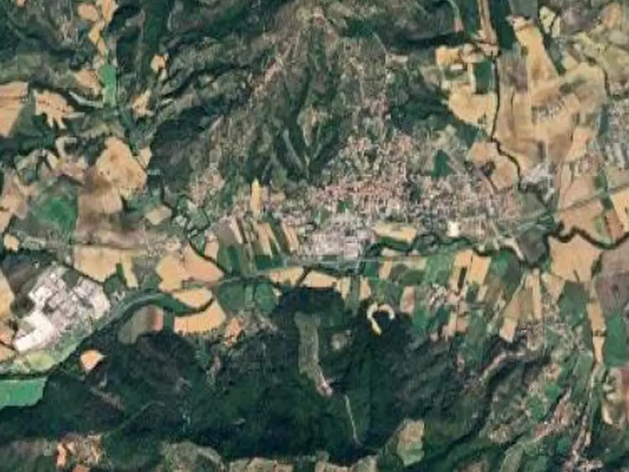 Immagine 21 di Negozio in vendita  in Via della Resistenza a Panicale
