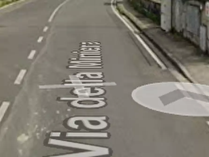 Immagine 10 di Negozio in vendita  in Via della Miniera a Barberino Di Mugello