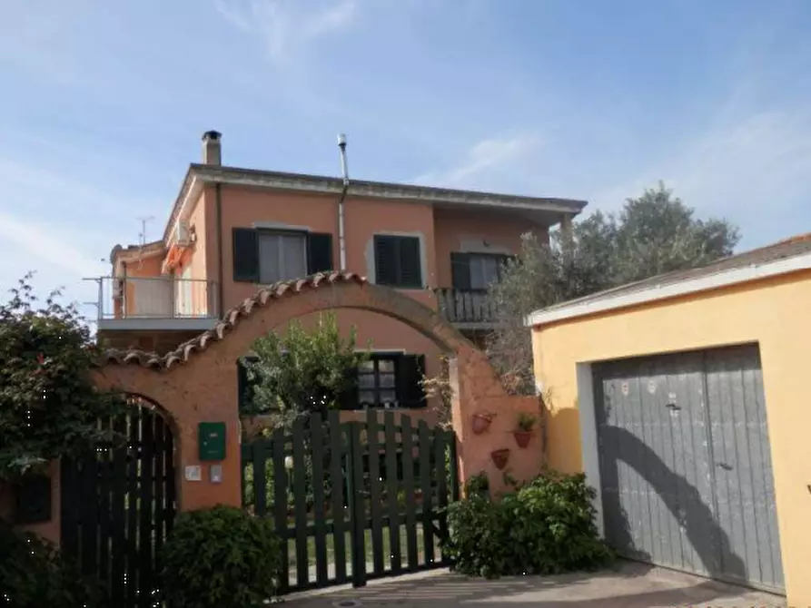 Immagine 2 di Appartamento in vendita  in Via Monte Grappa a Cabras