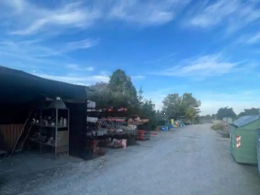 Immagine 4 di Laboratorio in vendita  in VIA TENUTA a Verucchio