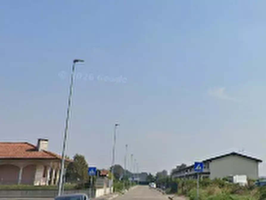 Immagine 3 di Terreno edificabile in vendita  in Via Alessandro Manzoni a Inverno E Monteleone