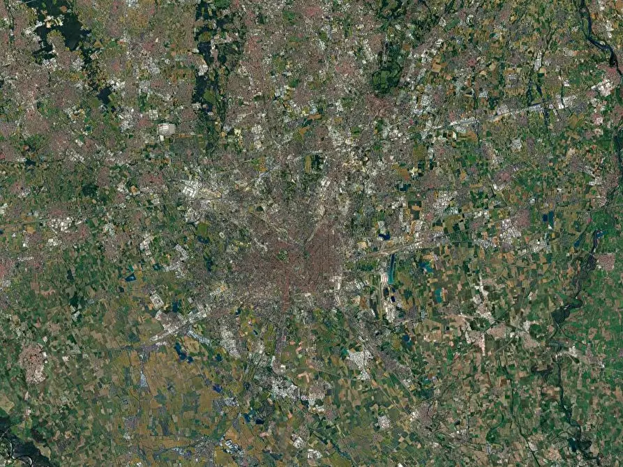 Immagine 8 di Posto auto in vendita  in Via Pantano a Milano