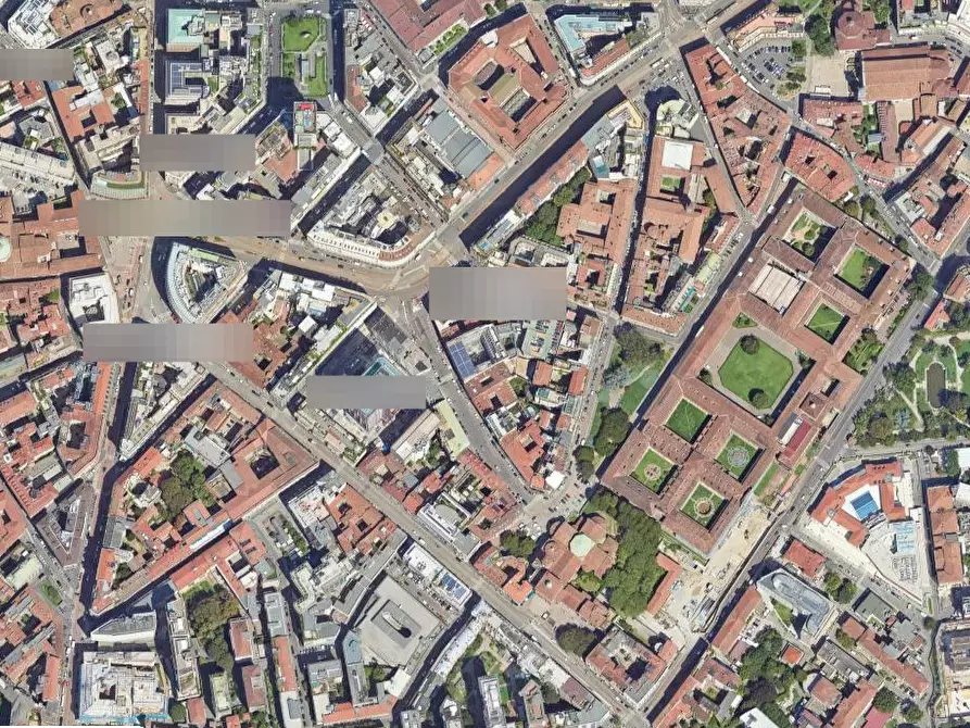 Immagine 14 di Posto auto in vendita  in Via Pantano a Milano