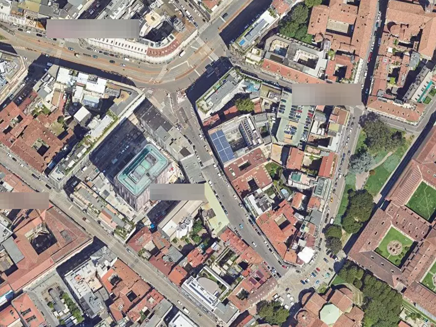 Immagine 15 di Posto auto in vendita  in Via Pantano a Milano