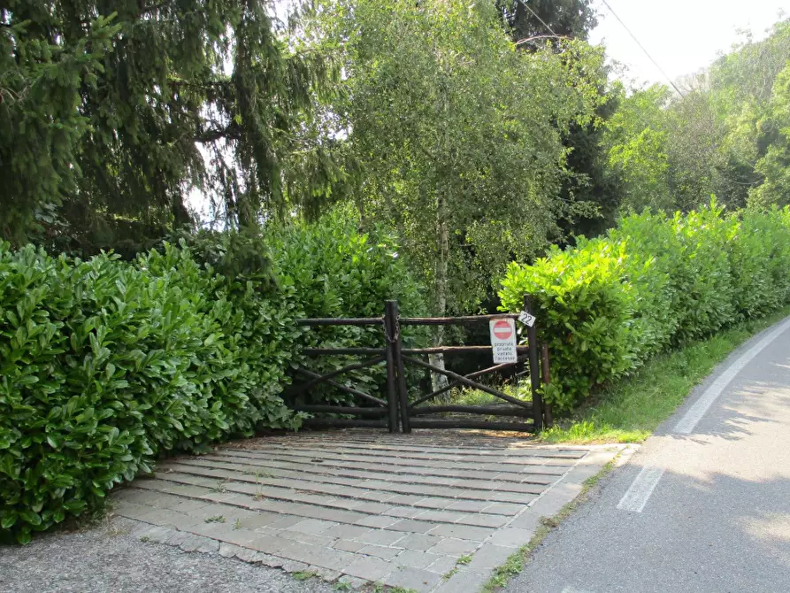 Immagine 6 di Villa in vendita  in Via San Fermo a Grone