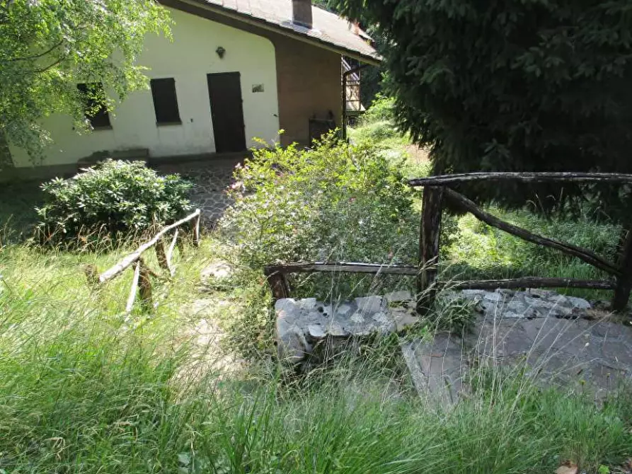 Immagine 10 di Villa in vendita  in Via San Fermo a Grone