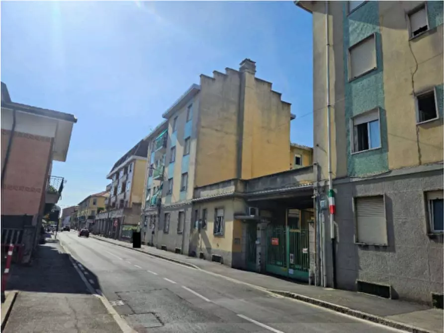 Immagine 1 di Appartamento in vendita  in Via Turati a Limbiate