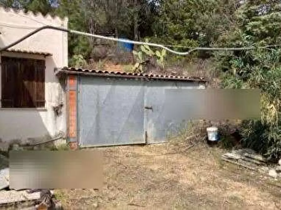 Immagine 5 di Casa indipendente in vendita  in Via G. E. Spicer a Sinnai
