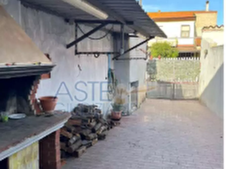 Immagine 2 di Porzione di casa in vendita  in Via S. Croce a San Gavino Monreale
