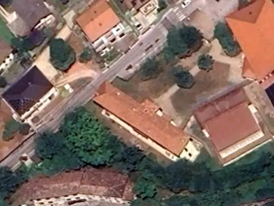 Immagine 11 di Magazzino in vendita  in Strada Comunale di Vestone a Vestone