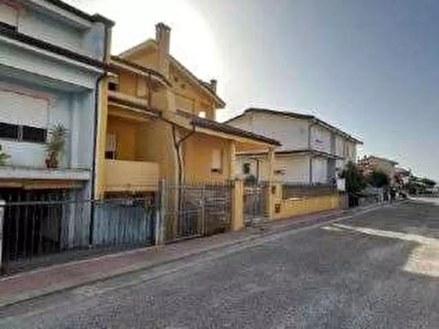 Immagine 4 di Villa in vendita  in Via R. Piras a Abbasanta
