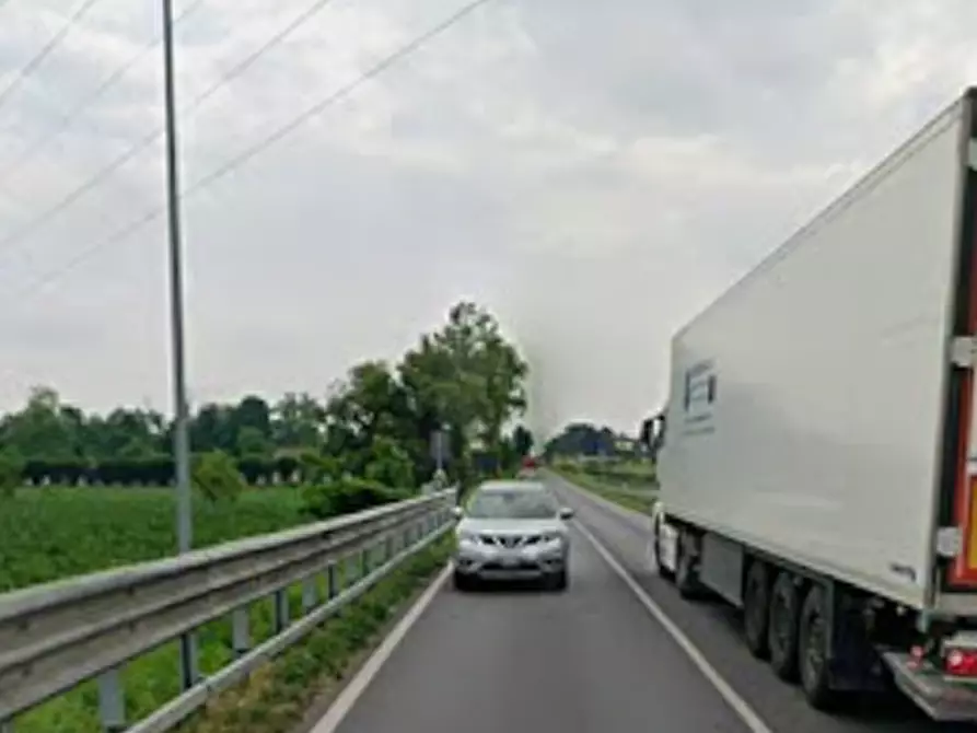 Immagine 4 di Mansarda in vendita  in Via Milano a Treviglio