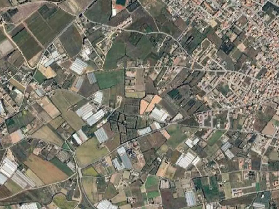 Immagine 1 di Terreno agricolo in vendita  in Località Uta a Uta