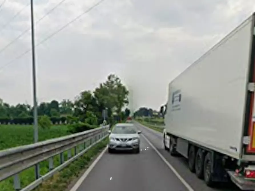 Immagine 12 di Appartamento in vendita  in Via Milano a Treviglio