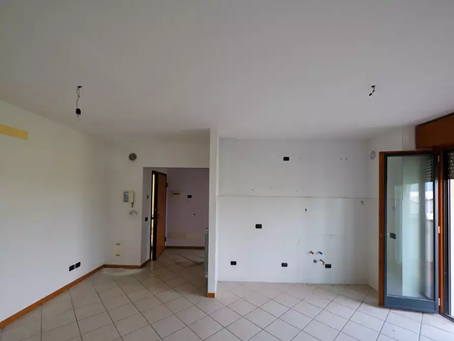 Immagine 23 di Appartamento in vendita  in Via Milano a Treviglio