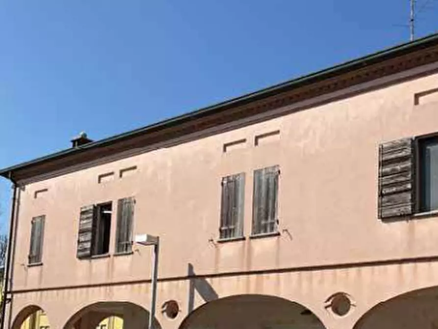 Immagine 27 di Appartamento in vendita  in Via XXV Aprile a Curtatone