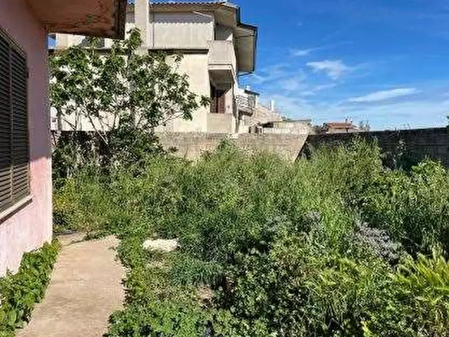 Immagine 3 di Casa indipendente in vendita  in Via Palmiro Togliatti a San Nicolo' D'arcidano
