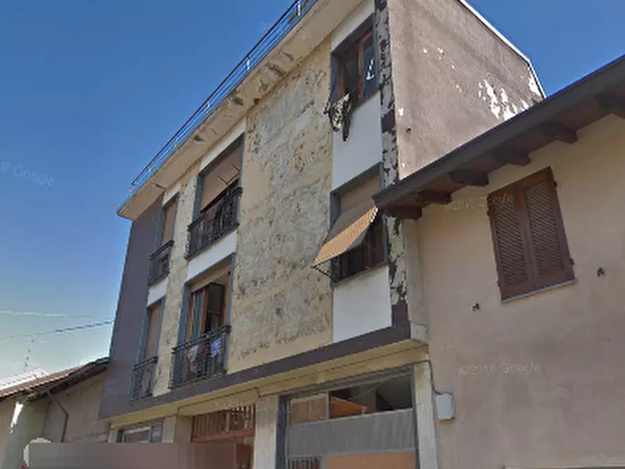 Immagine 3 di Appartamento in vendita  in Via Umberto Primo a Robecchetto Con Induno