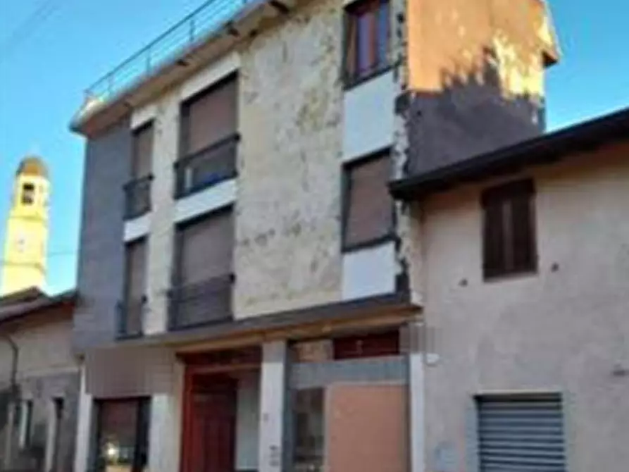 Immagine 9 di Appartamento in vendita  in Via Umberto Primo a Robecchetto Con Induno
