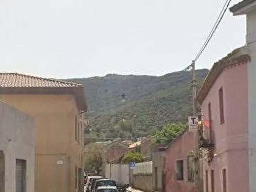 Immagine 8 di Appartamento in vendita  in Via Roma a Gonnosfanadiga