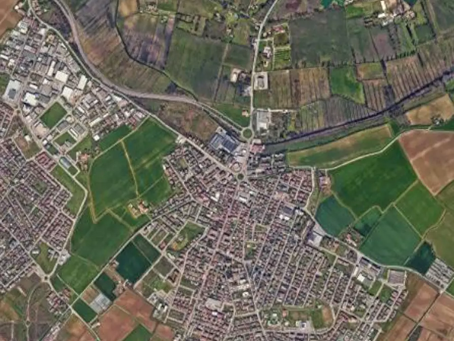 Immagine 5 di Porzione di casa in vendita  in Via Enrico Fermi a Borgo Virgilio