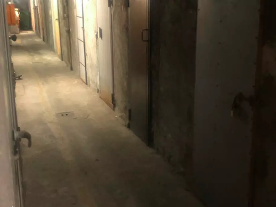 Immagine 5 di Appartamento in vendita  in Via Roma a Trezzano Sul Naviglio