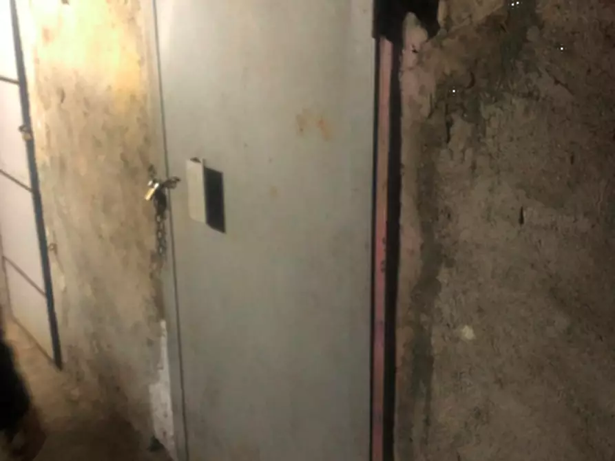 Immagine 14 di Appartamento in vendita  in Via Roma a Trezzano Sul Naviglio