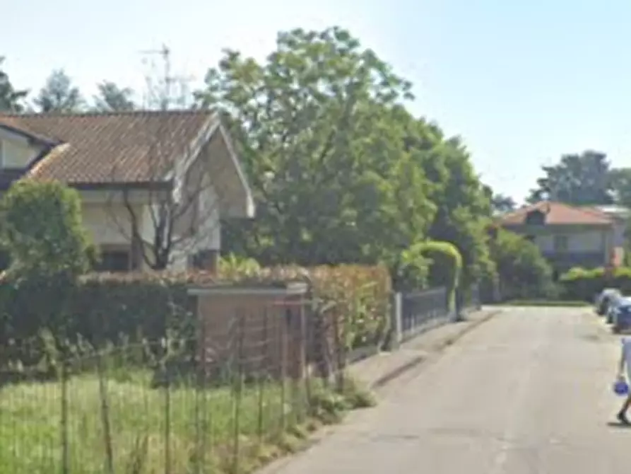 Immagine 6 di Garage in vendita  in Via Alessandro Volta a Cassano D'adda