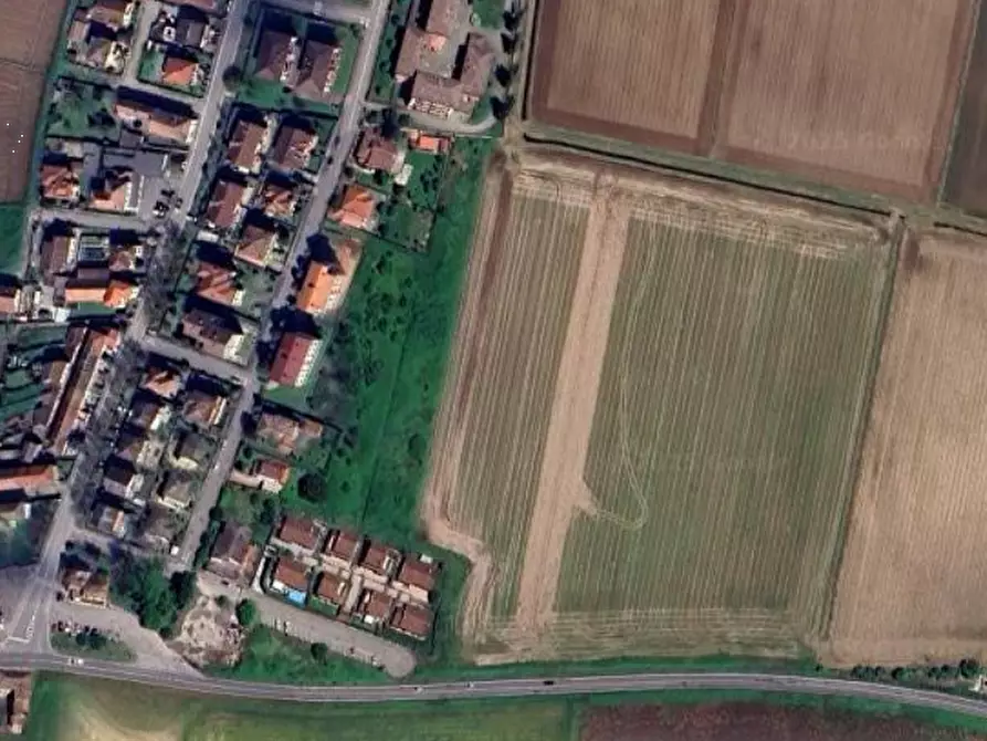 Immagine 4 di Garage in vendita  in Via Fossarmato a Pavia