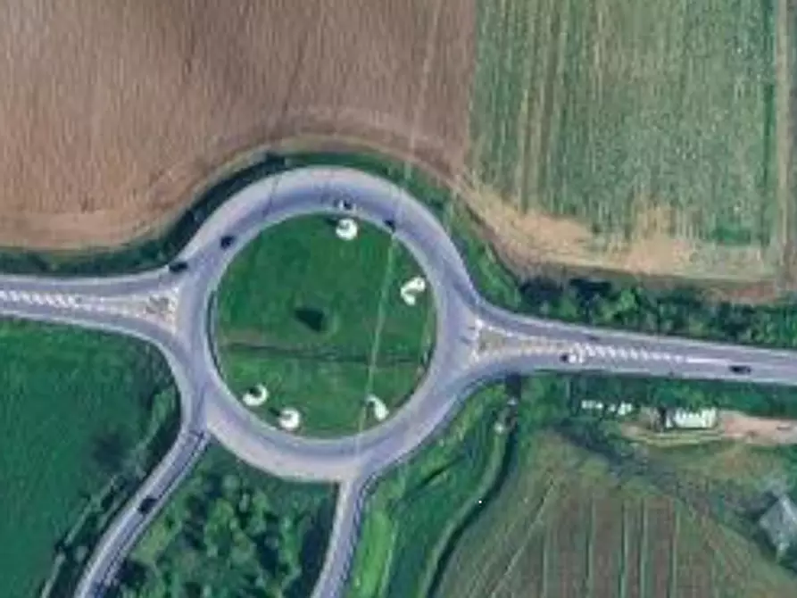 Immagine 10 di Magazzino in vendita  in Via Milano a Treviglio