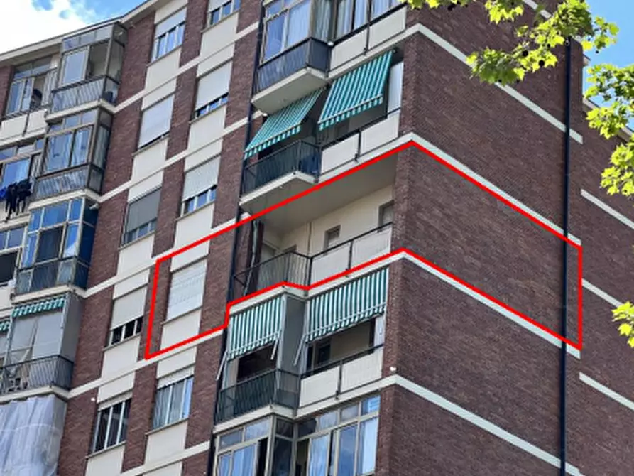 Immagine 5 di Appartamento in vendita  in Viale dei Mughetti a Torino