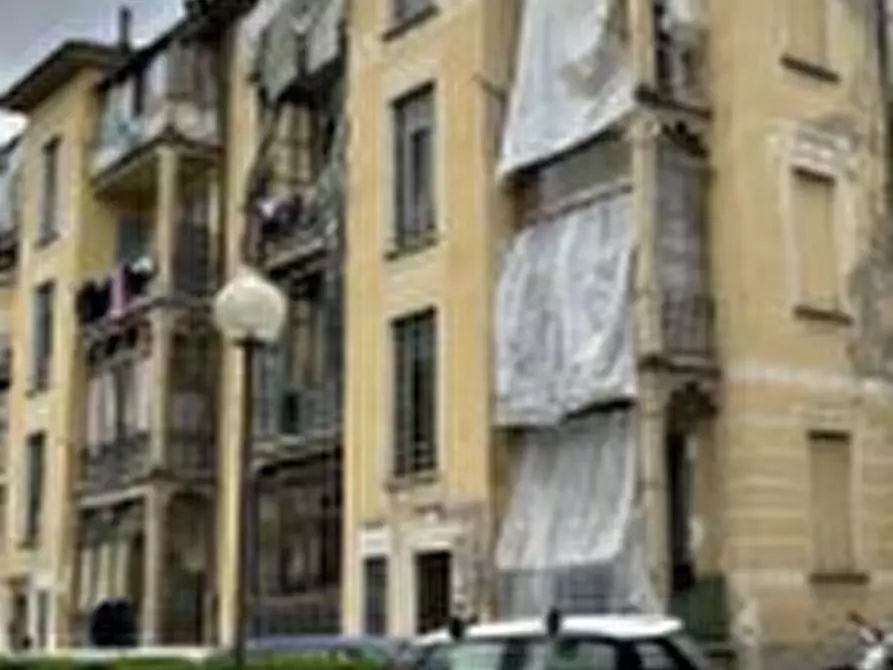 Immagine 9 di Appartamento in vendita  in Via Lauro Rossi a Torino