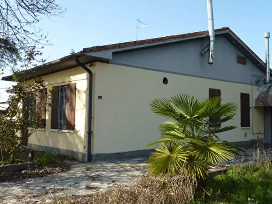 Immagine 2 di Casa indipendente in vendita  in Via Valle  a Semiana