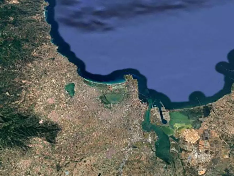 Immagine 11 di Appartamento in vendita  in Via Generale Cantore a Cagliari