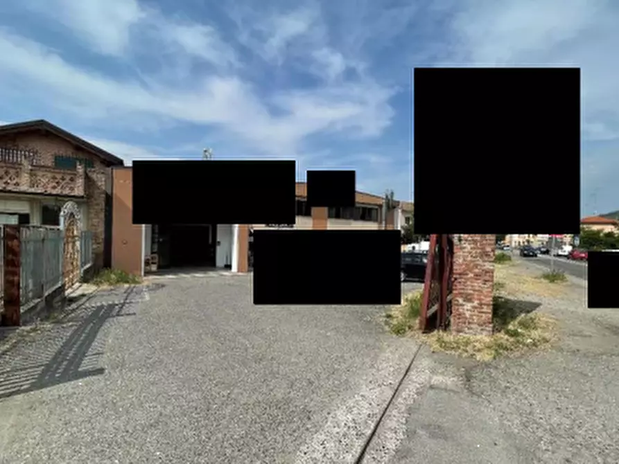 Immagine 5 di Garage in vendita  in Via Circonvallazione a Broni