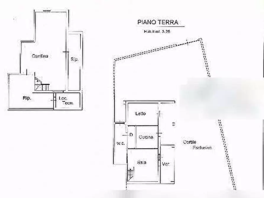Immagine 23 di Porzione di casa in vendita  in Via Nurra a Quartu Sant'elena