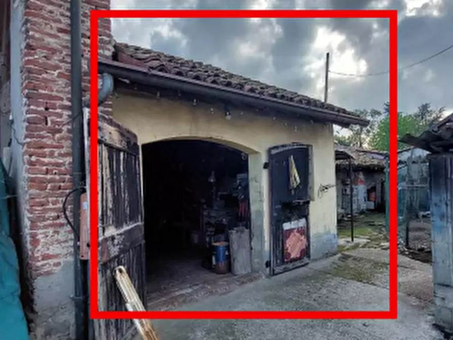 Immagine 1 di Magazzino in vendita  in Via Bosco Soncina a Monticelli Pavese