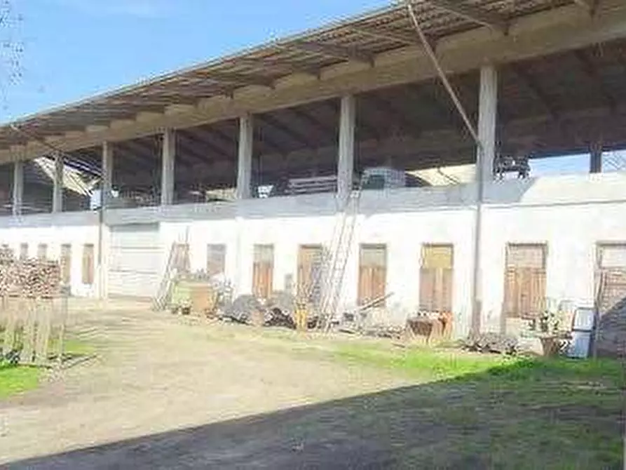 Immagine 13 di Capannone industriale in vendita  in Via Gambolina a Vigevano