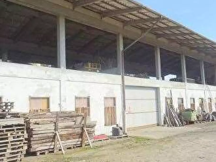 Immagine 14 di Capannone industriale in vendita  in Via Gambolina a Vigevano