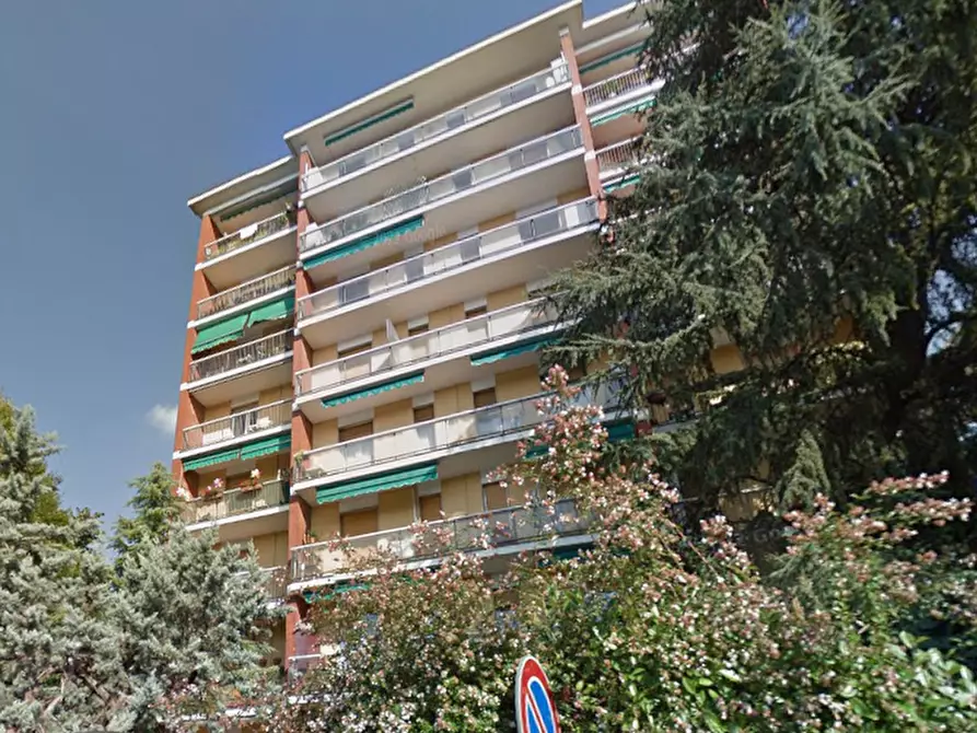 Immagine 5 di Appartamento in vendita  in Via Francesco Baracca a Desio