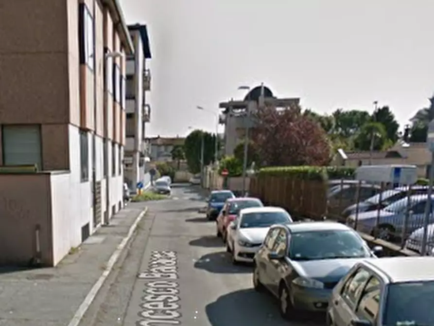 Immagine 7 di Appartamento in vendita  in Via Francesco Baracca a Desio