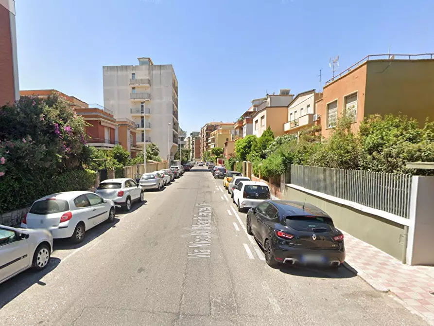 Immagine 5 di Magazzino in vendita  in Via Niccolò Machiavelli  a Cagliari