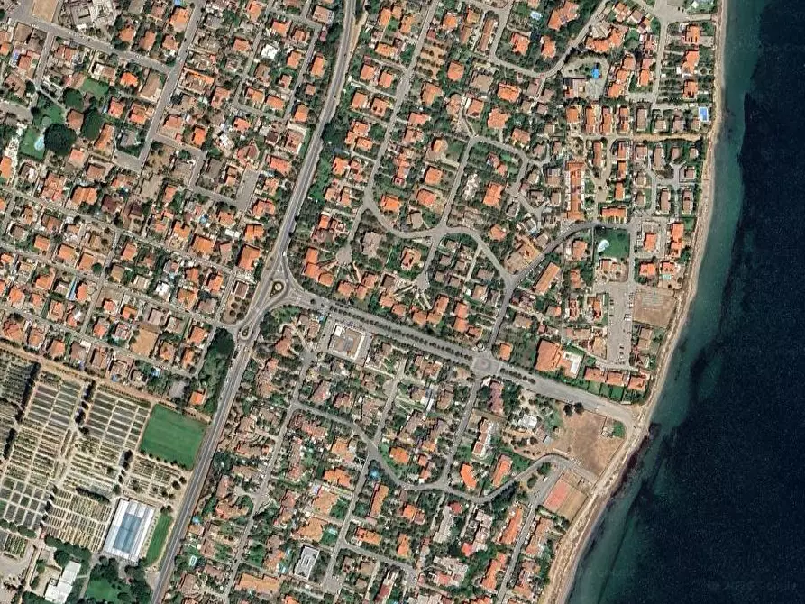Immagine 4 di Stabile in vendita  in Torre degli Ulivi a Capoterra