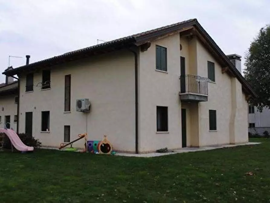 Immagine 5 di Casa indipendente in vendita  in Via Ca' Vico a Rossano Veneto